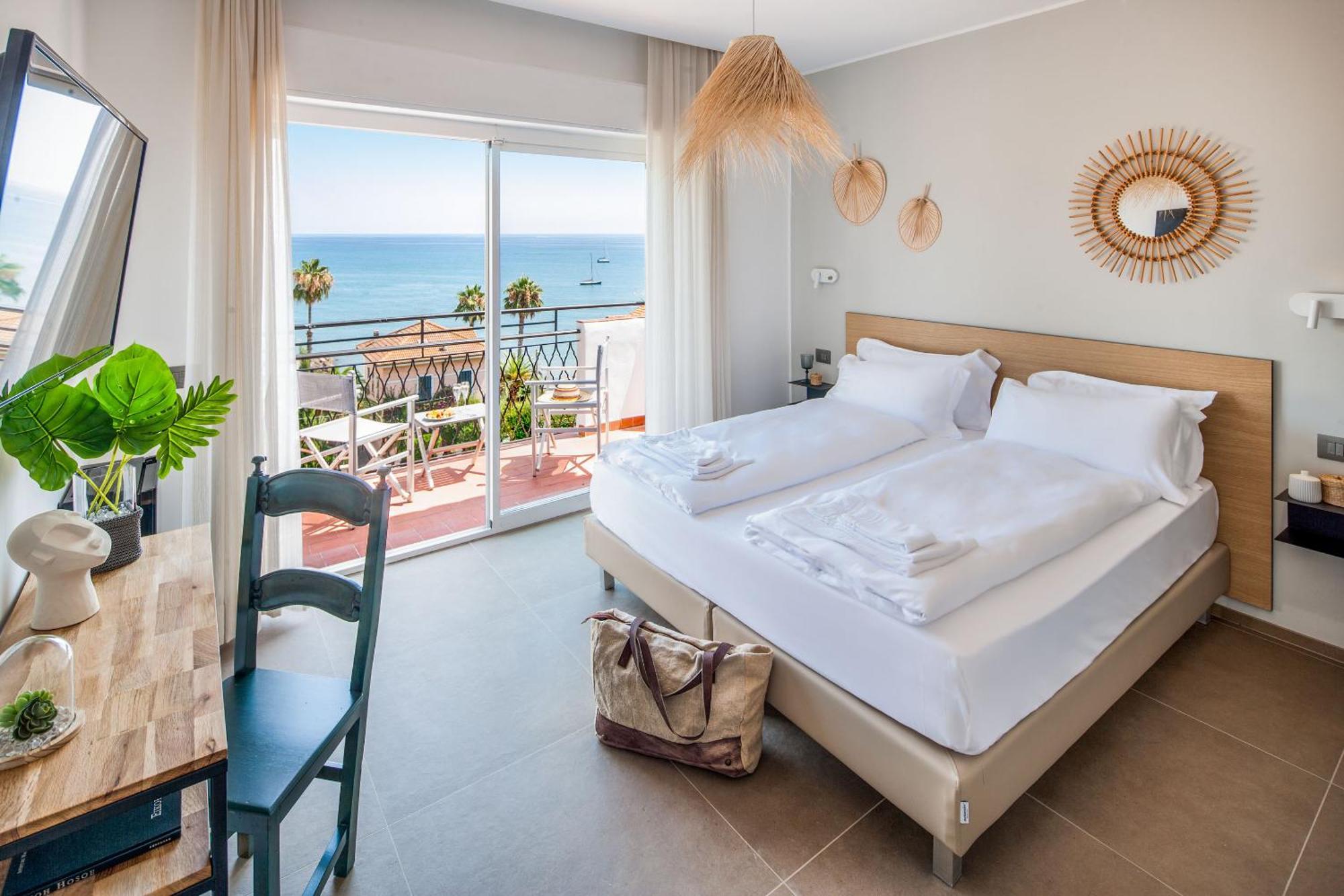 Hotel Moresco Diano Marina Ngoại thất bức ảnh